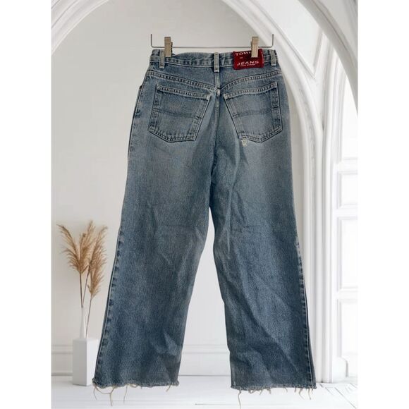 ✨Tommy Hilfiger Raw Hem Light Wash Sz 14 Jeans✨ - Picture 2 of 6